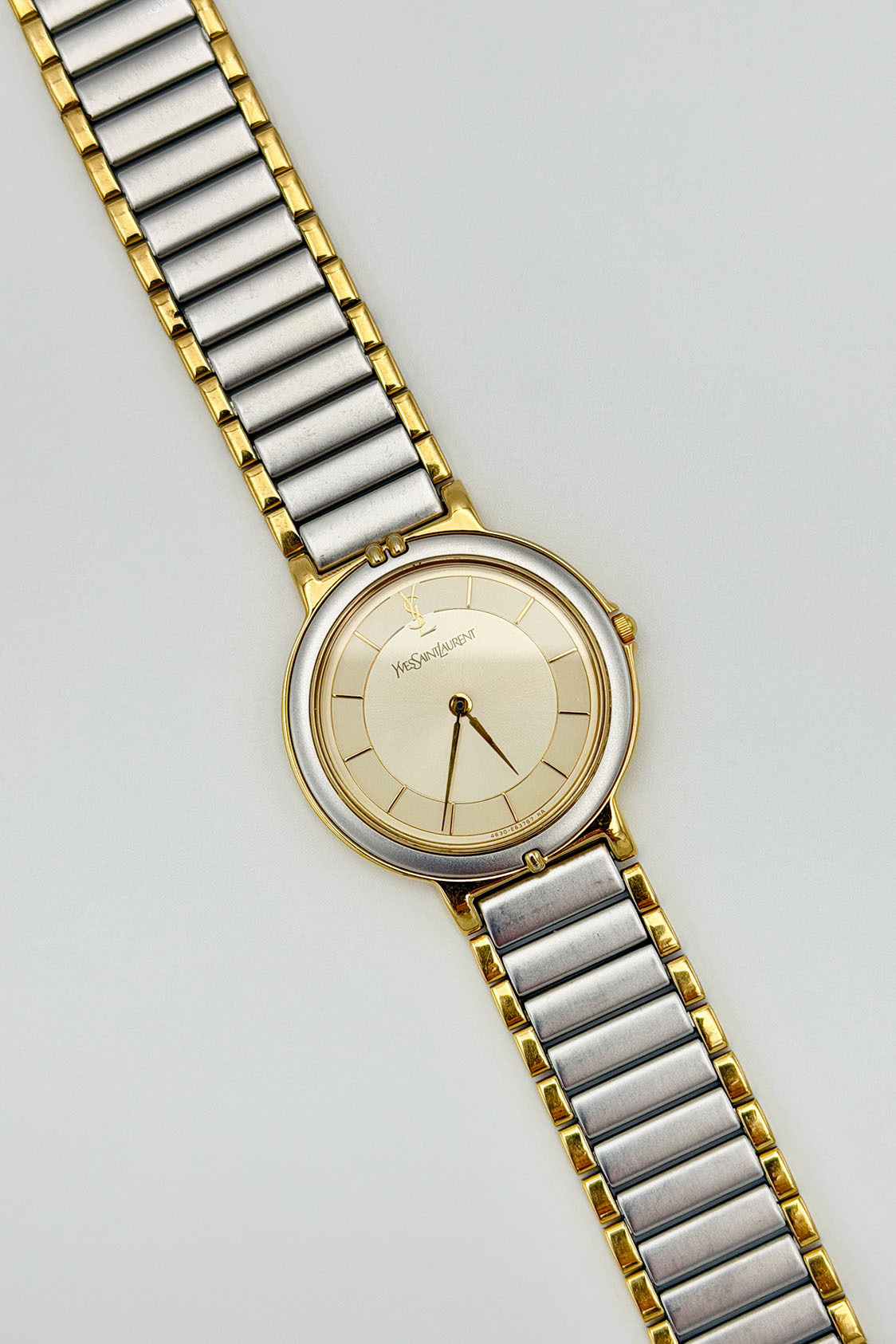 Zegarek YSL złota tarcza 30 mm - obrazek 3