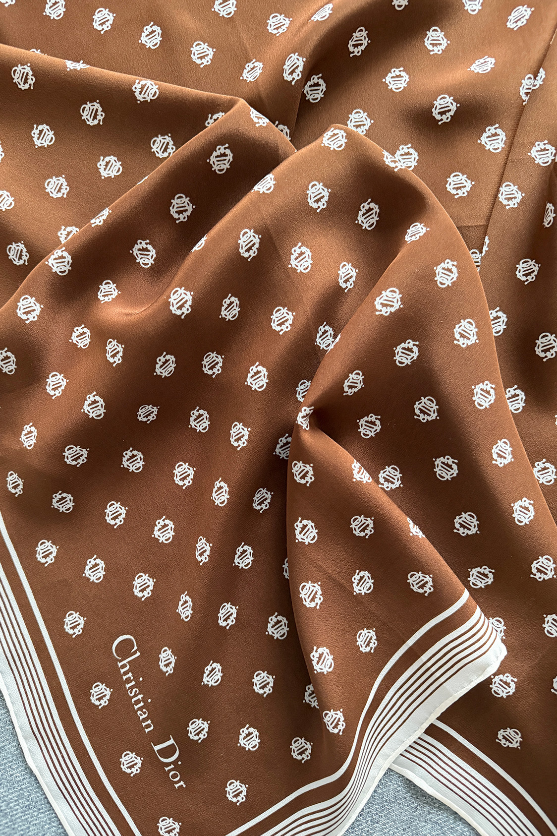 Apaszka monogram Christian Dior - obrazek 3